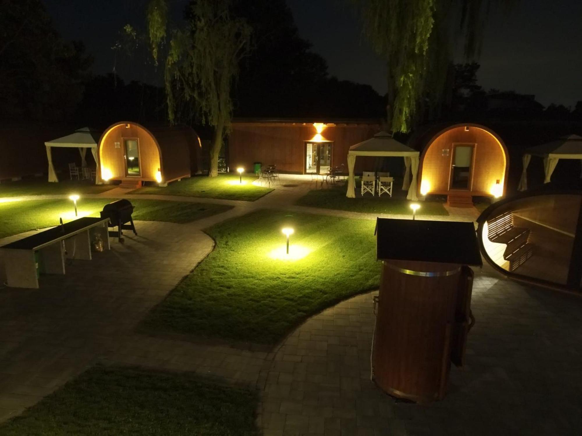 Vicolungo Glamour Lodge & Spa - Free Spa Hot Tub E Sauna Exteriér fotografie