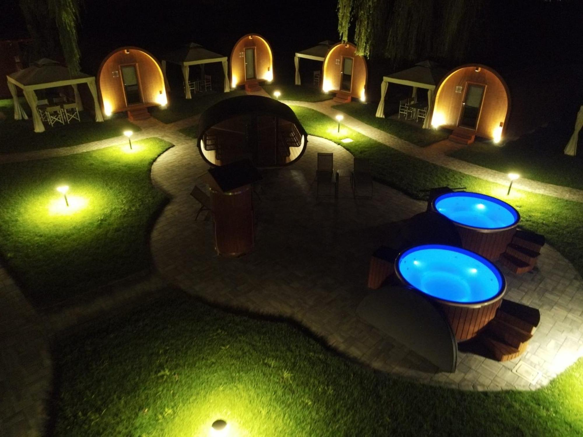 Vicolungo Glamour Lodge & Spa - Free Spa Hot Tub E Sauna Exteriér fotografie